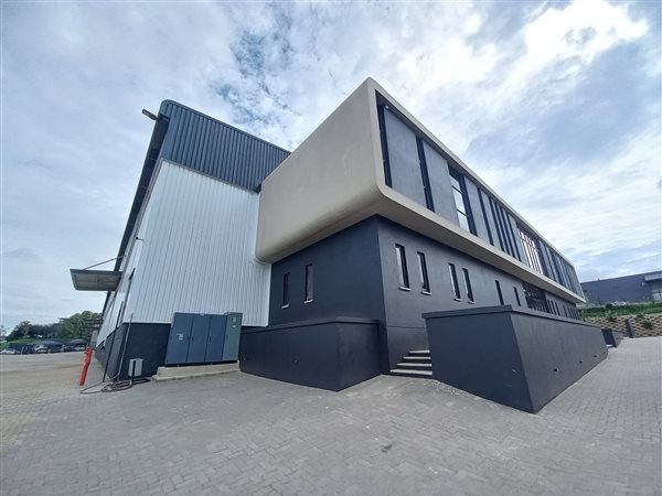 5 050  m² Industrial space