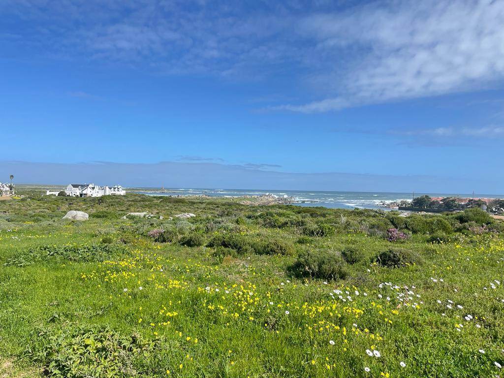 4 Bed House in Jacobsbaai photo number 8