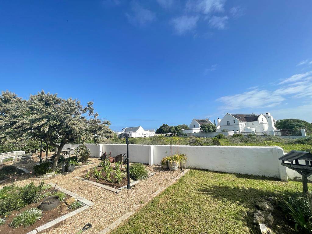 4 Bed House in Jacobsbaai photo number 7