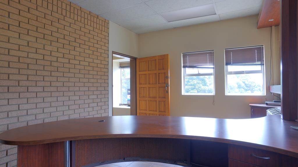 151  m² Commercial space in Rustenburg Central photo number 4