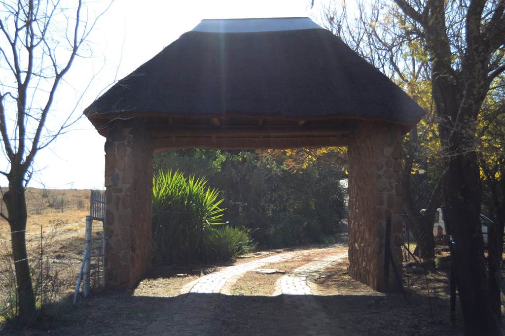 8.6 ha Farm in Boschkop photo number 2