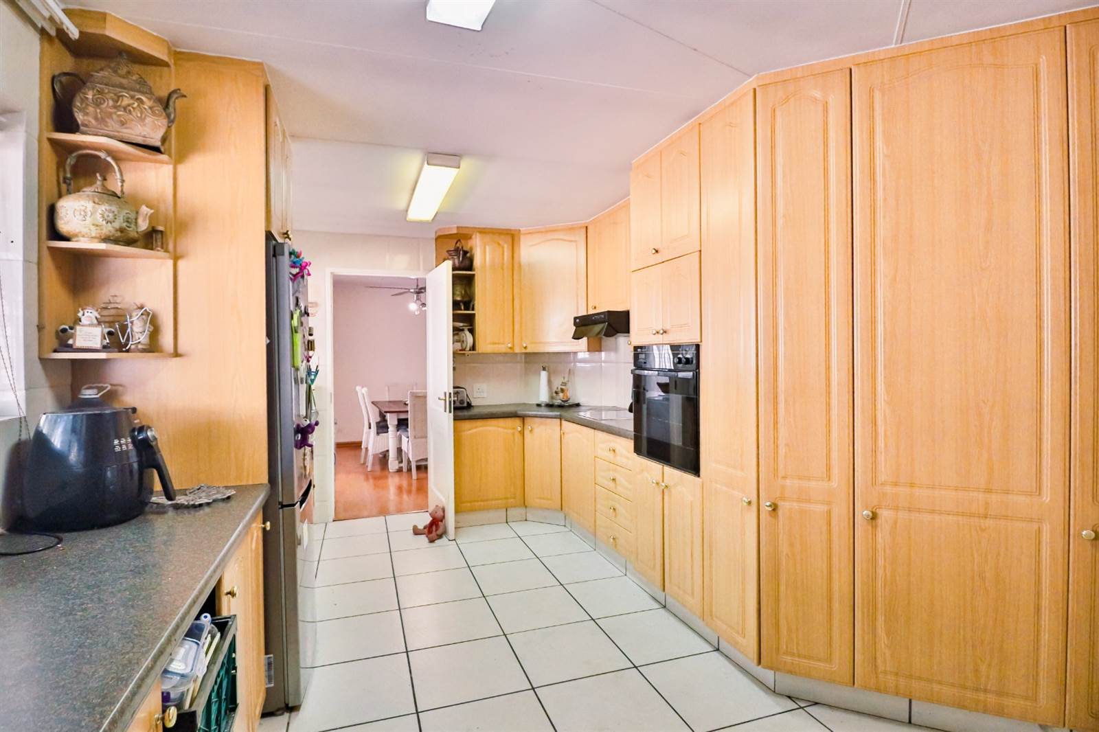3 Bed House in Morninghill photo number 3