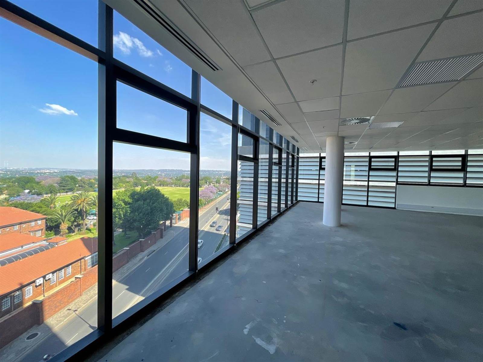 541  m² Office Space in Illovo photo number 7