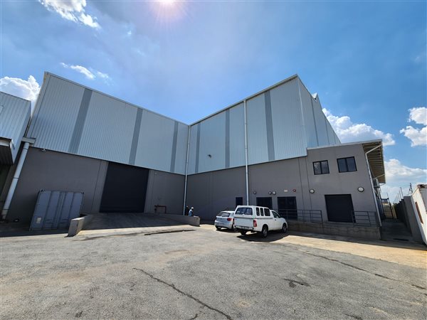 4300  m² Industrial space in Isando