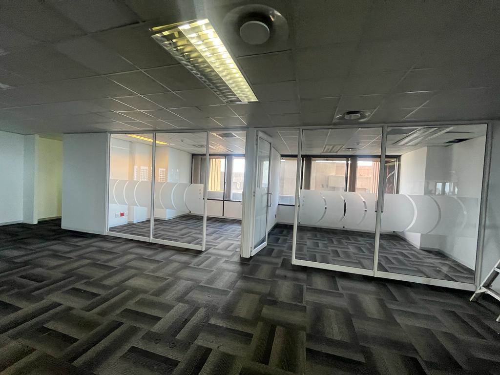 300  m² Commercial space in Braamfontein photo number 12