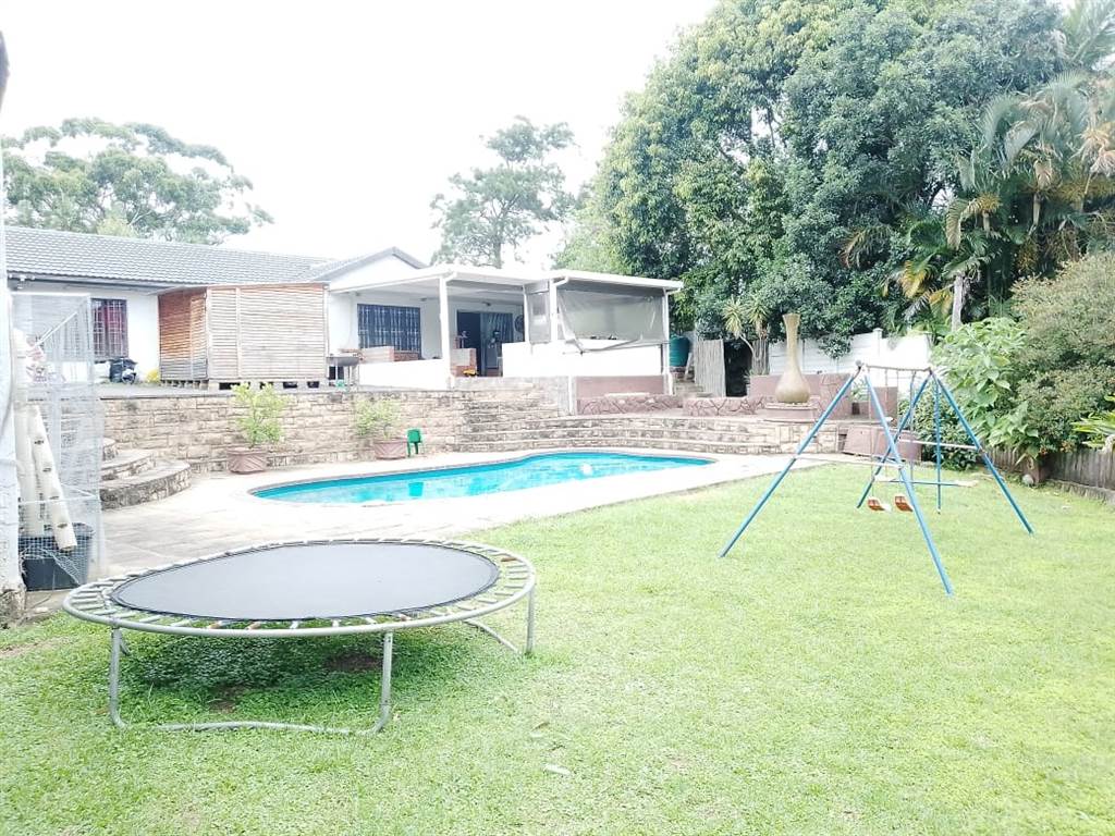 4 Bed House in Illovo Glen photo number 1