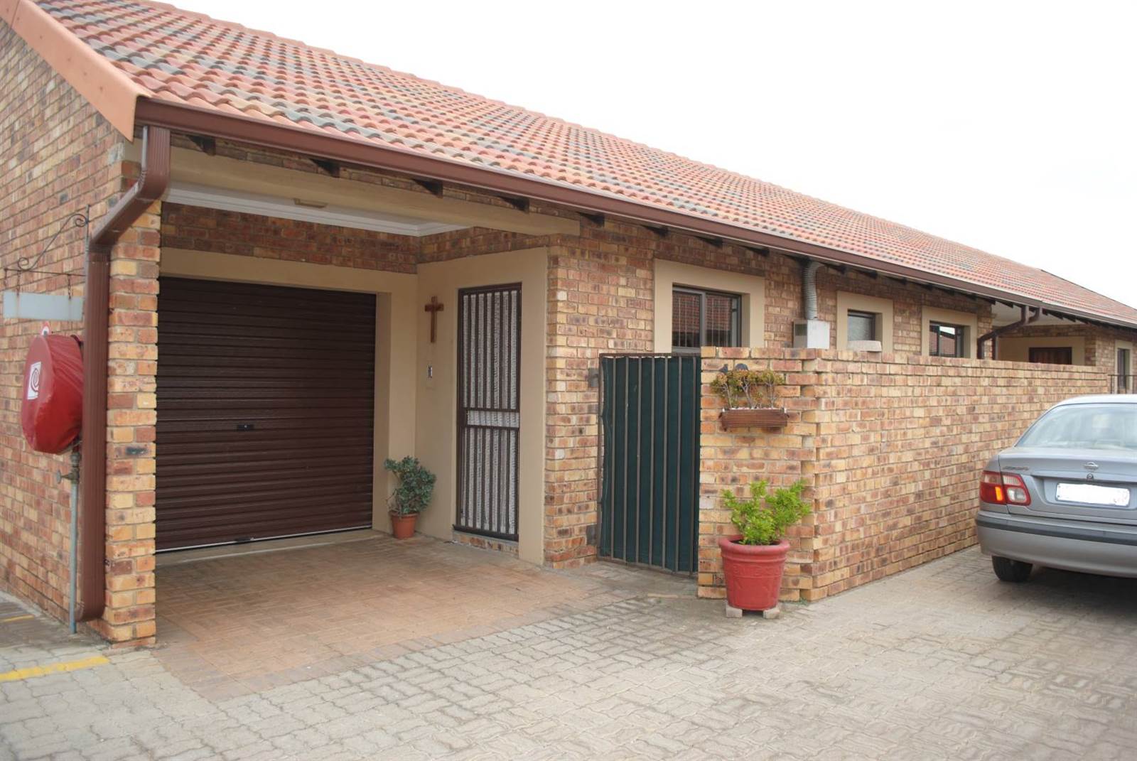 2 Bed House in Riversdale photo number 2