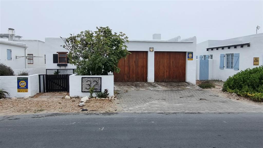 2 Bed House in Paternoster photo number 2