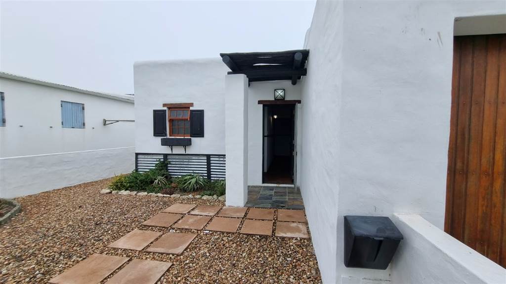 2 Bed House in Paternoster photo number 19