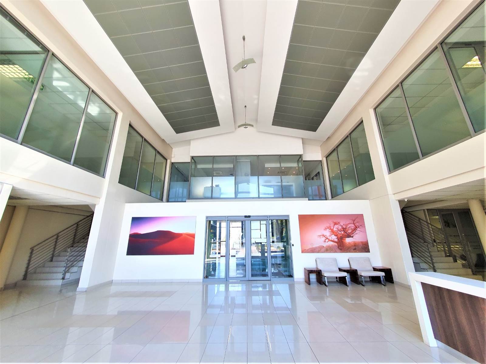 488  m² Commercial space in Bryanston photo number 2
