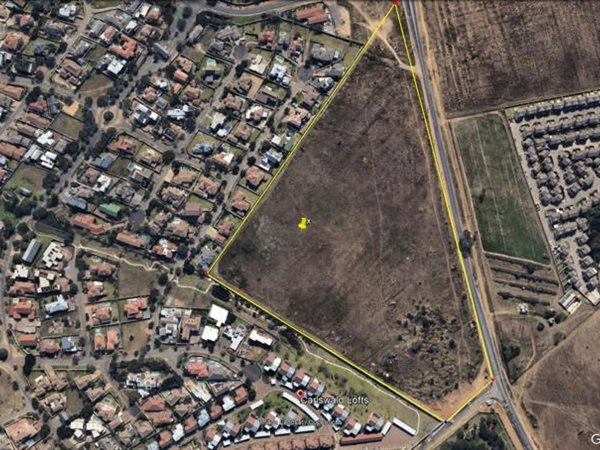 8.7 ha Land available in Blue Hills