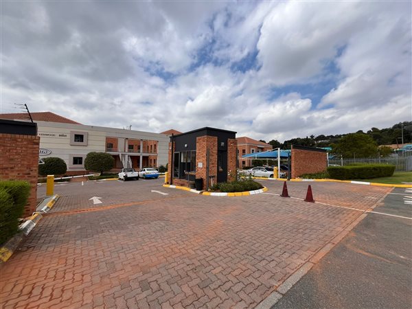 2953  m² Commercial space in Constantia Kloof