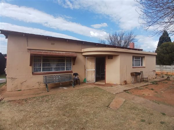 3 Bedroom House 3 Bedroom House