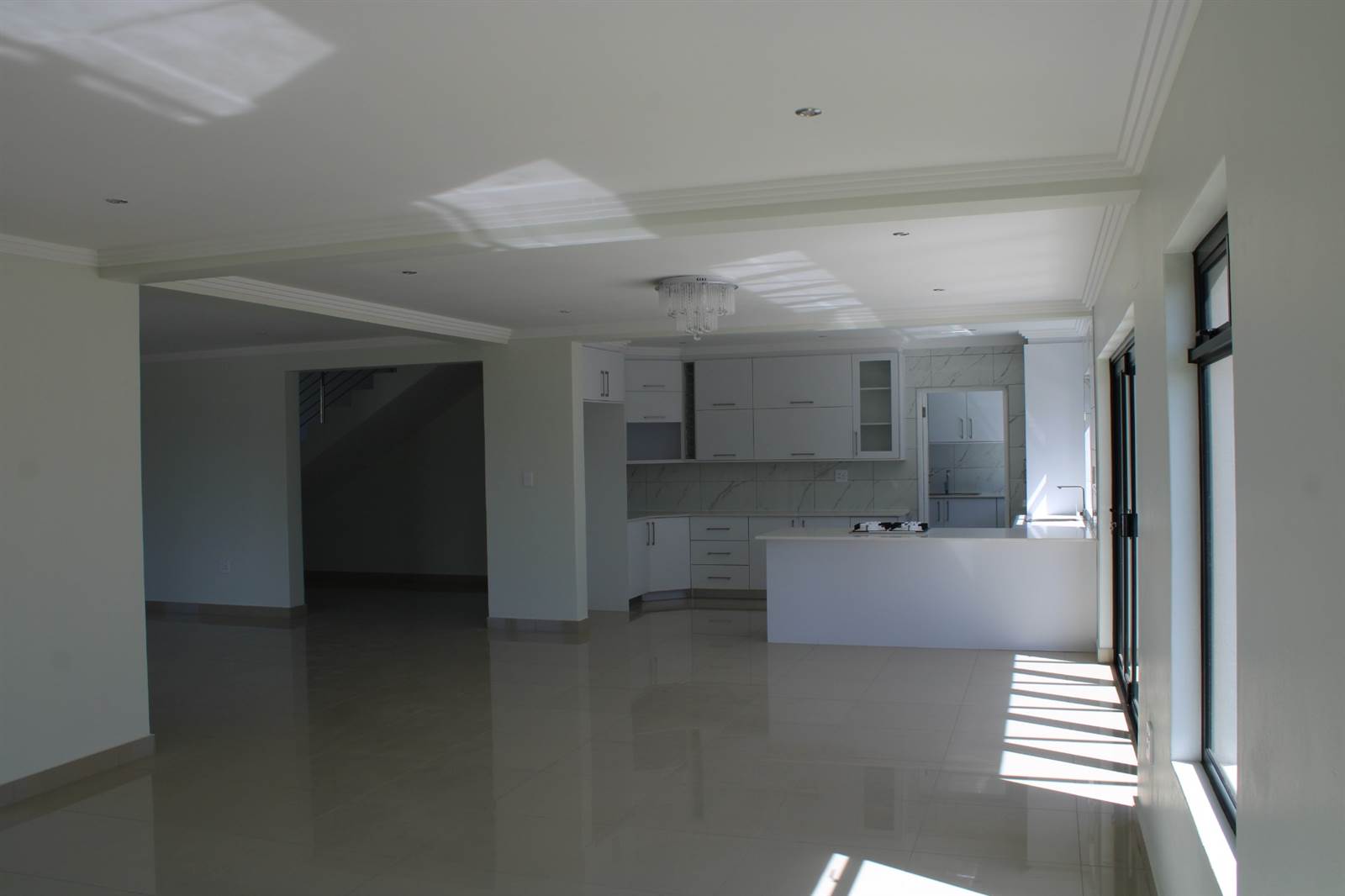 4 Bed House in Kidds Beach photo number 5