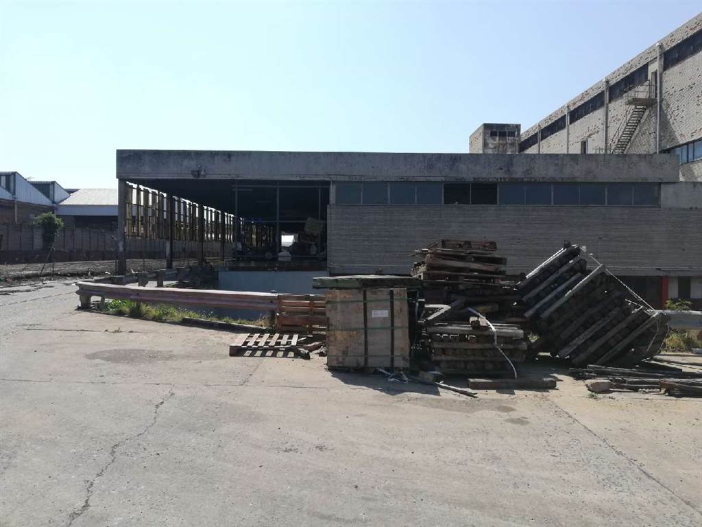 15870  m² Industrial space in Mobeni photo number 23