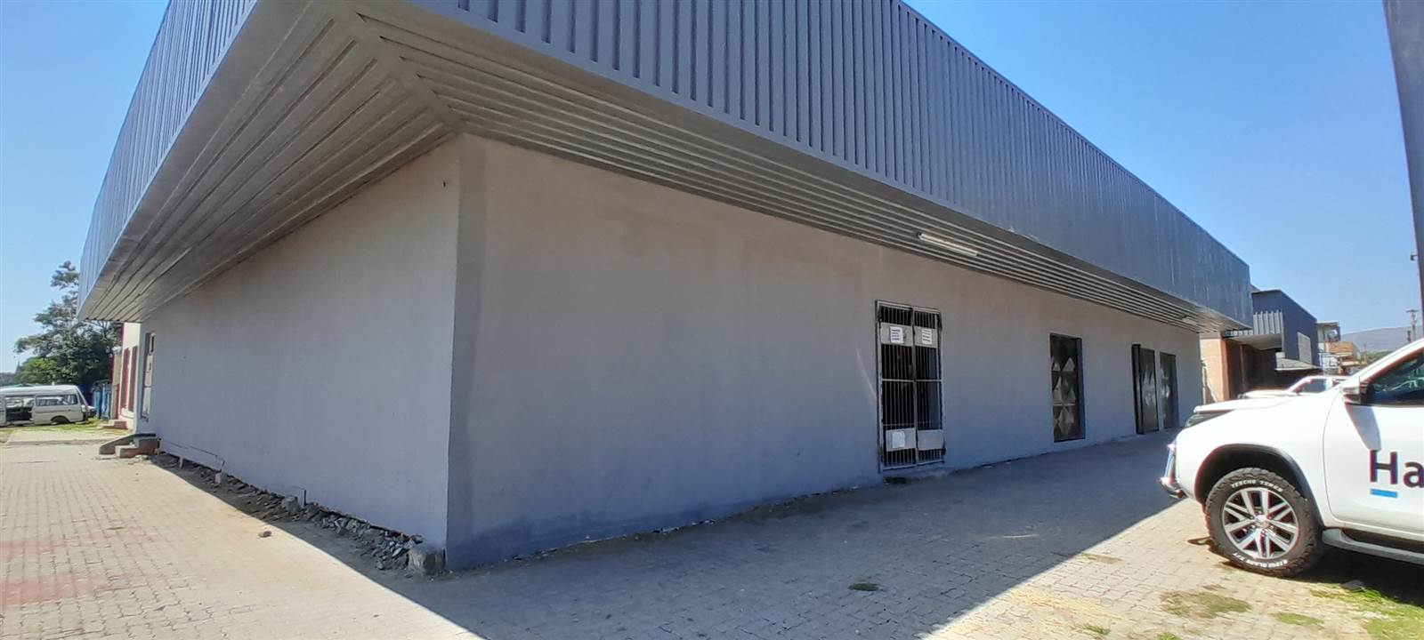 400  m² Commercial space in Rustenburg North photo number 1