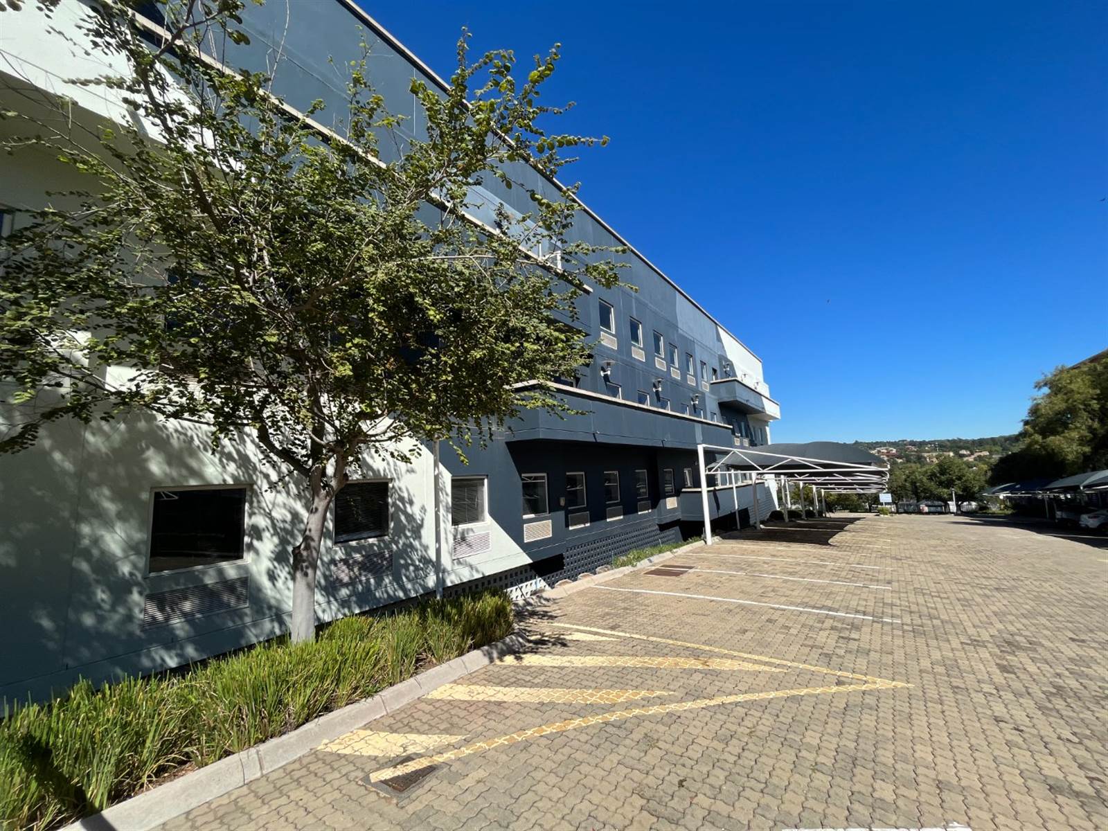 38  m² Office Space in Sunninghill photo number 4