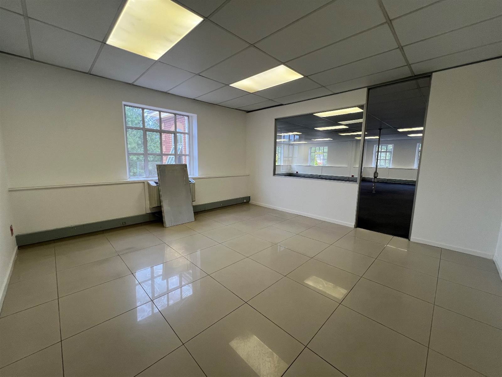 355  m² Commercial space in Bryanston East photo number 9