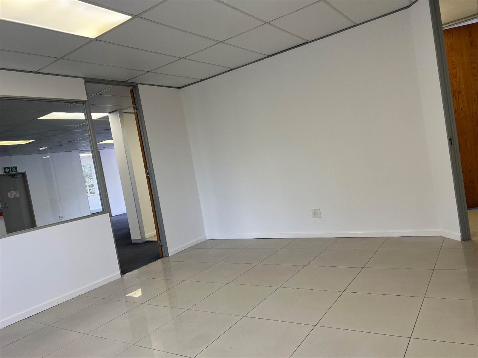355  m² Commercial space in Bryanston East photo number 8