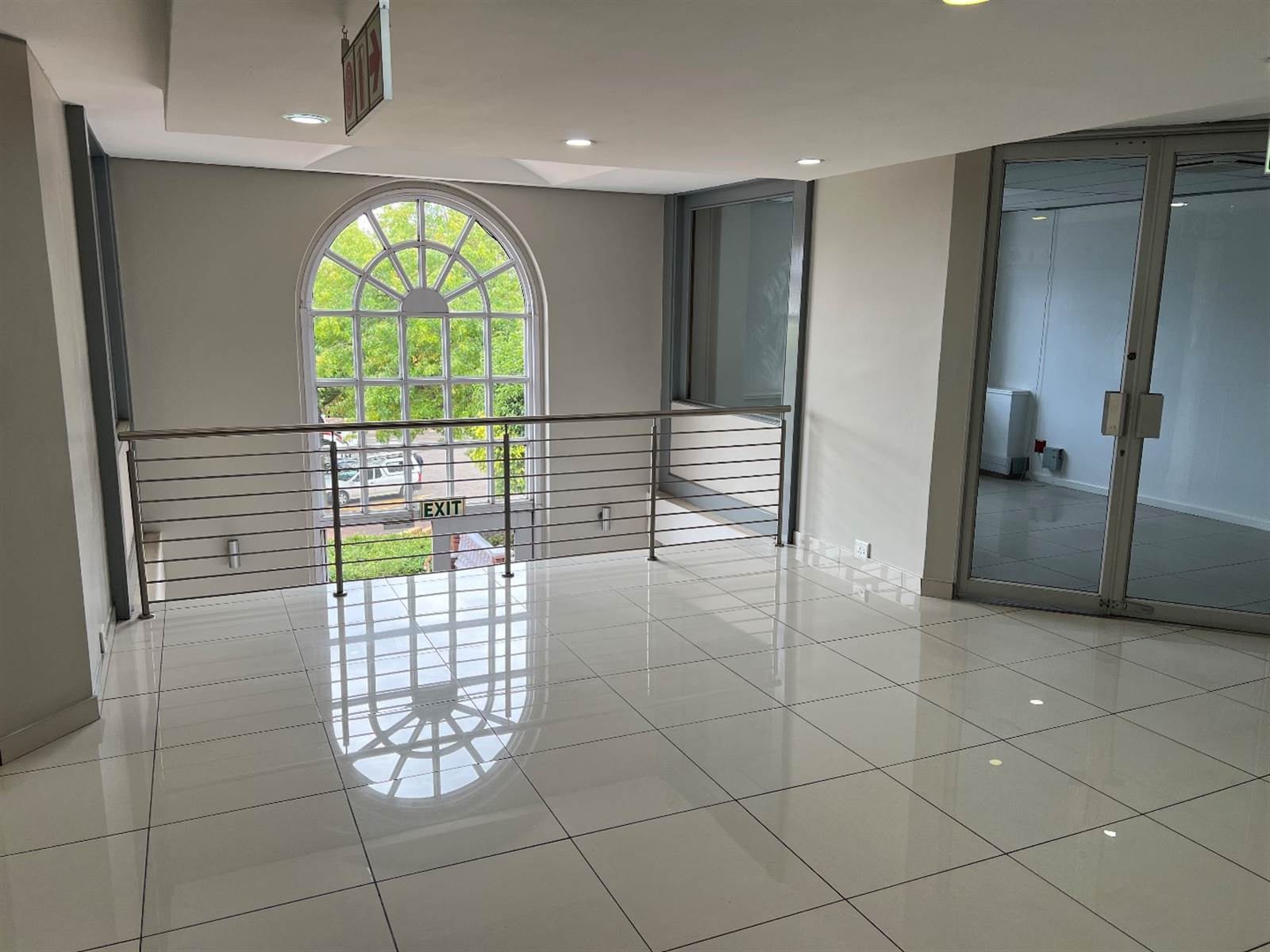 355  m² Commercial space in Bryanston East photo number 4