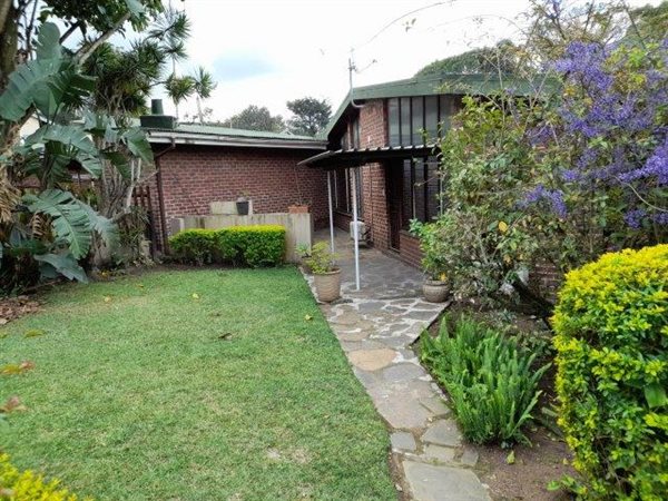 2 Bedroom Simplex 2 Bedroom Simplex