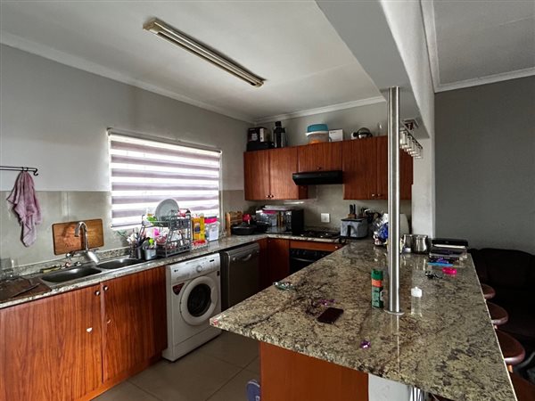 2 Bedroom Townhouse 2 Bedroom Townhouse