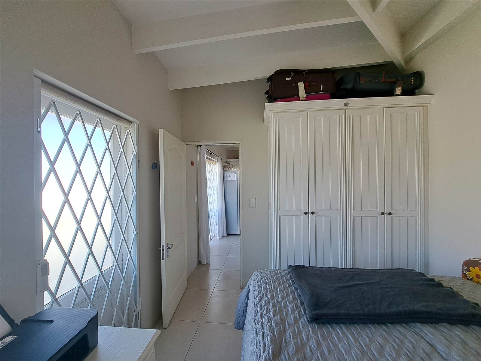 3 Bed Townhouse in Bredasdorp photo number 7