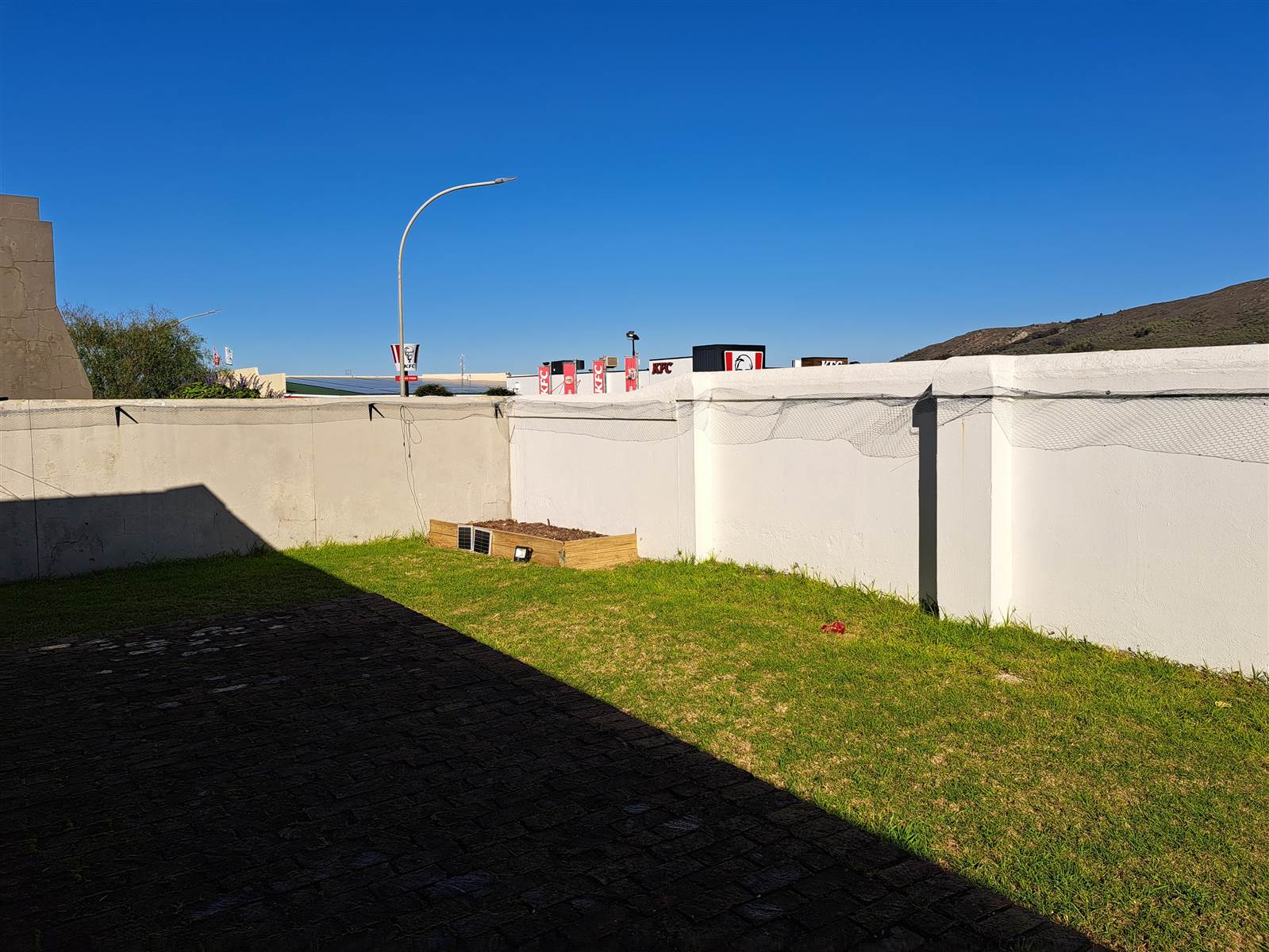 3 Bed Townhouse in Bredasdorp photo number 18