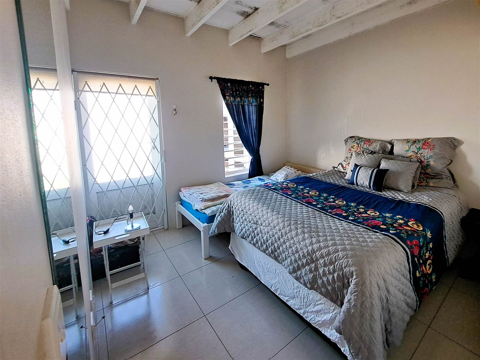 3 Bed Townhouse in Bredasdorp photo number 4
