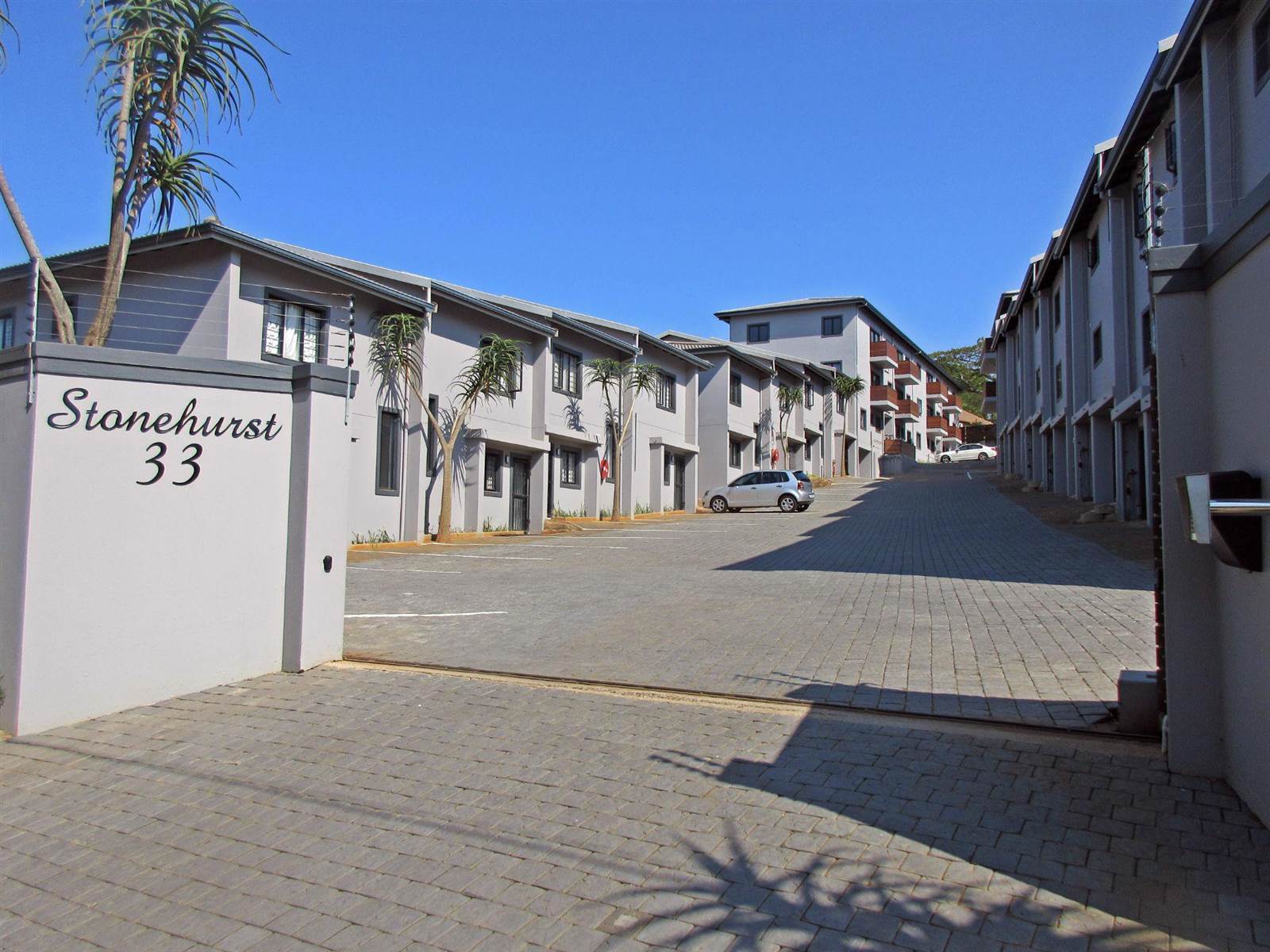 2 Bed Apartment in Durban North photo number 3