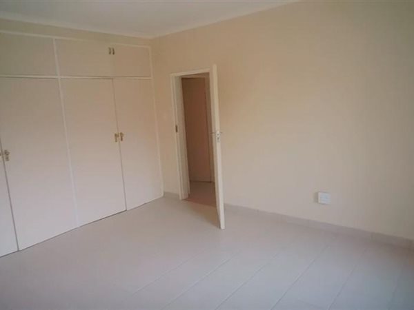 3 Bed House in Meyerspark