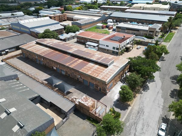 2 891  m² Industrial space