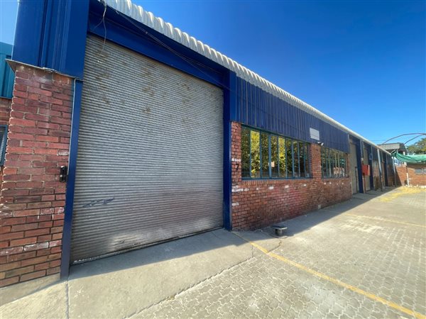 390 m² Commercial space 390 m² Commercial space