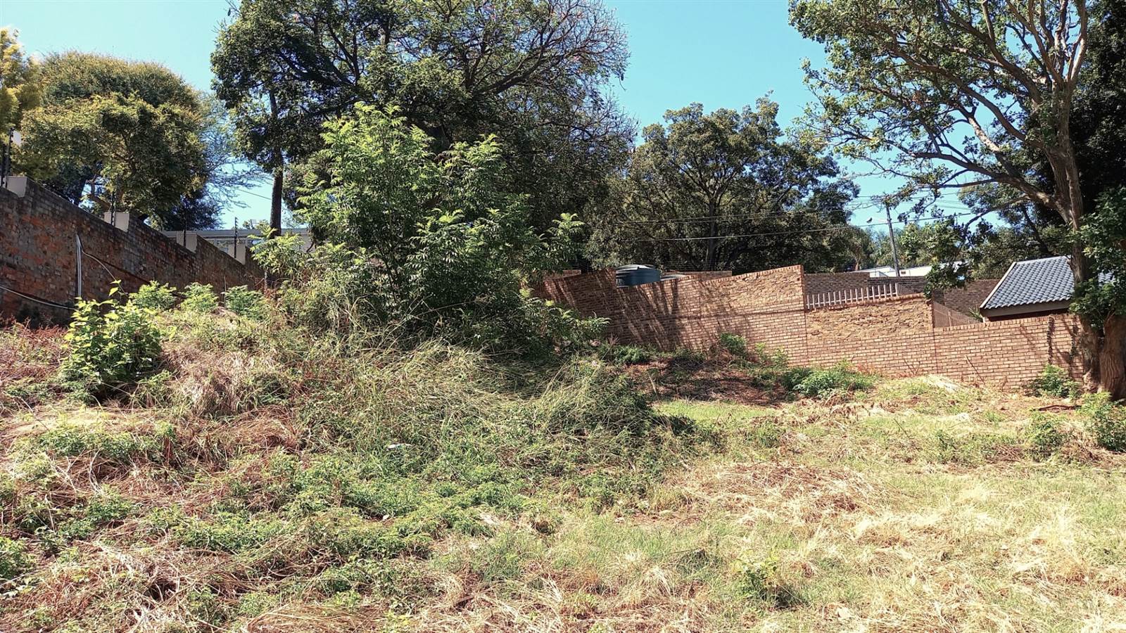 1000 m² Land available in Waterkloof Ridge photo number 6