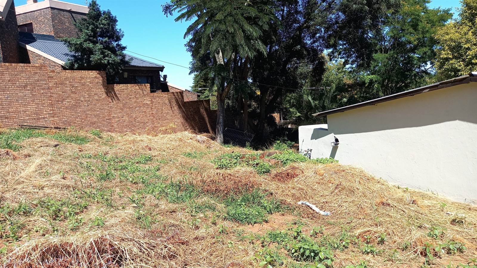 1000 m² Land available in Waterkloof Ridge photo number 4