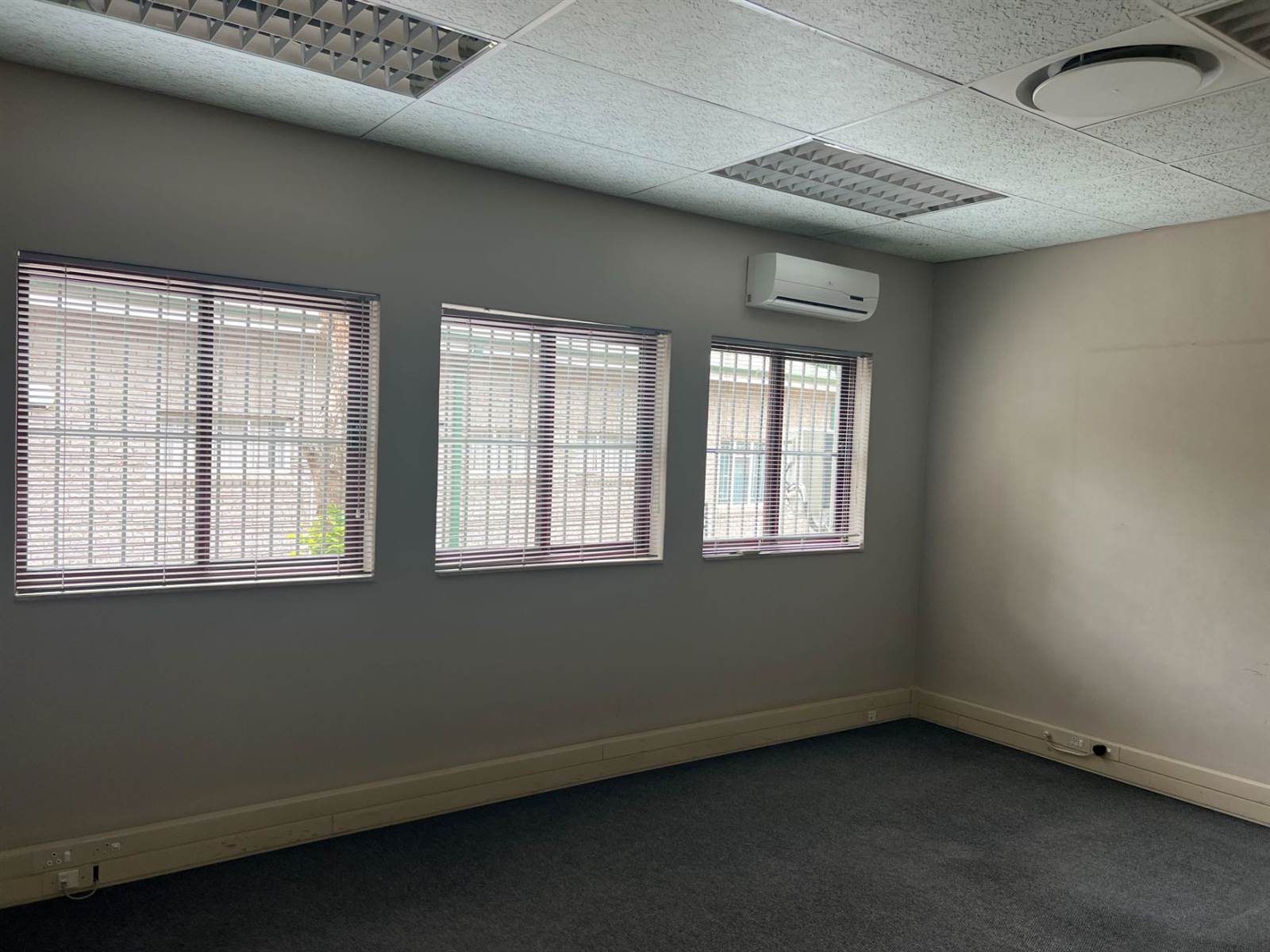 326  m² Office Space in Nelspruit photo number 7