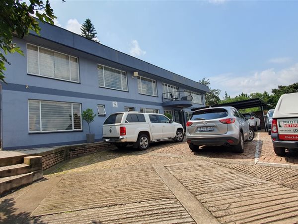 431  m² Commercial space