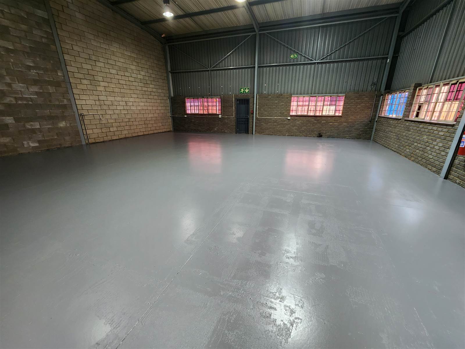 370  m² Industrial space in Spartan photo number 8