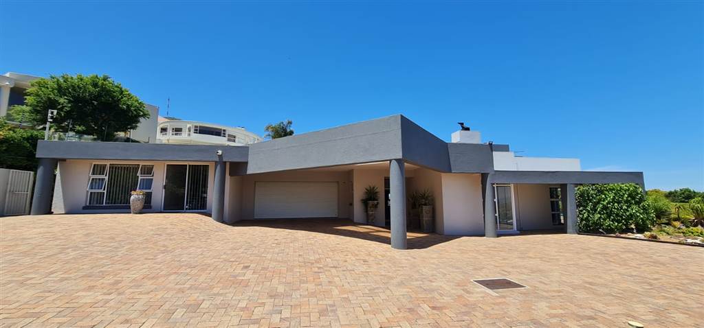 6 Bed House in Plattekloof photo number 6