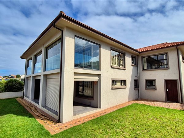 4 Bedroom House 4 Bedroom House