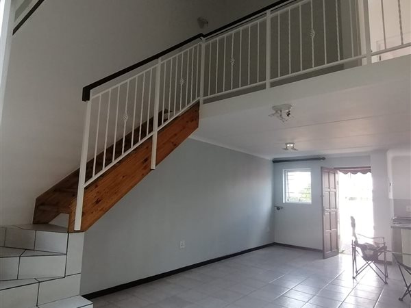 3 Bed Townhouse in Sunninghill