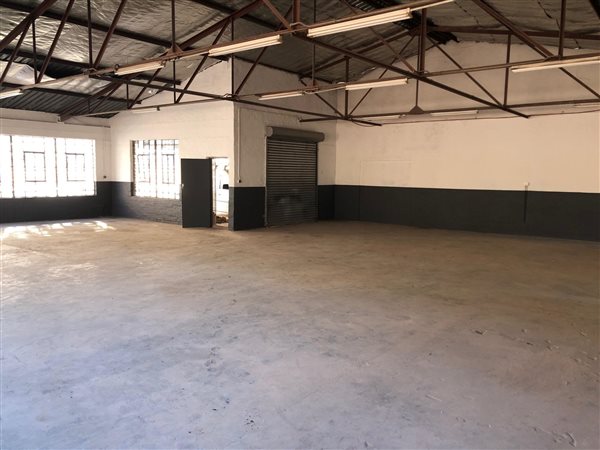 439  m² Industrial space