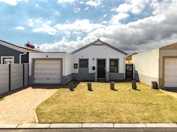 2 Bedroom House