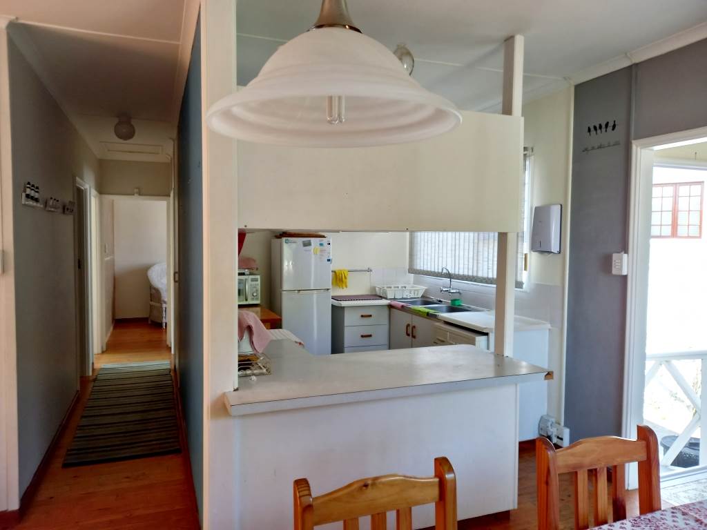 4 Bed House in Struisbaai photo number 10