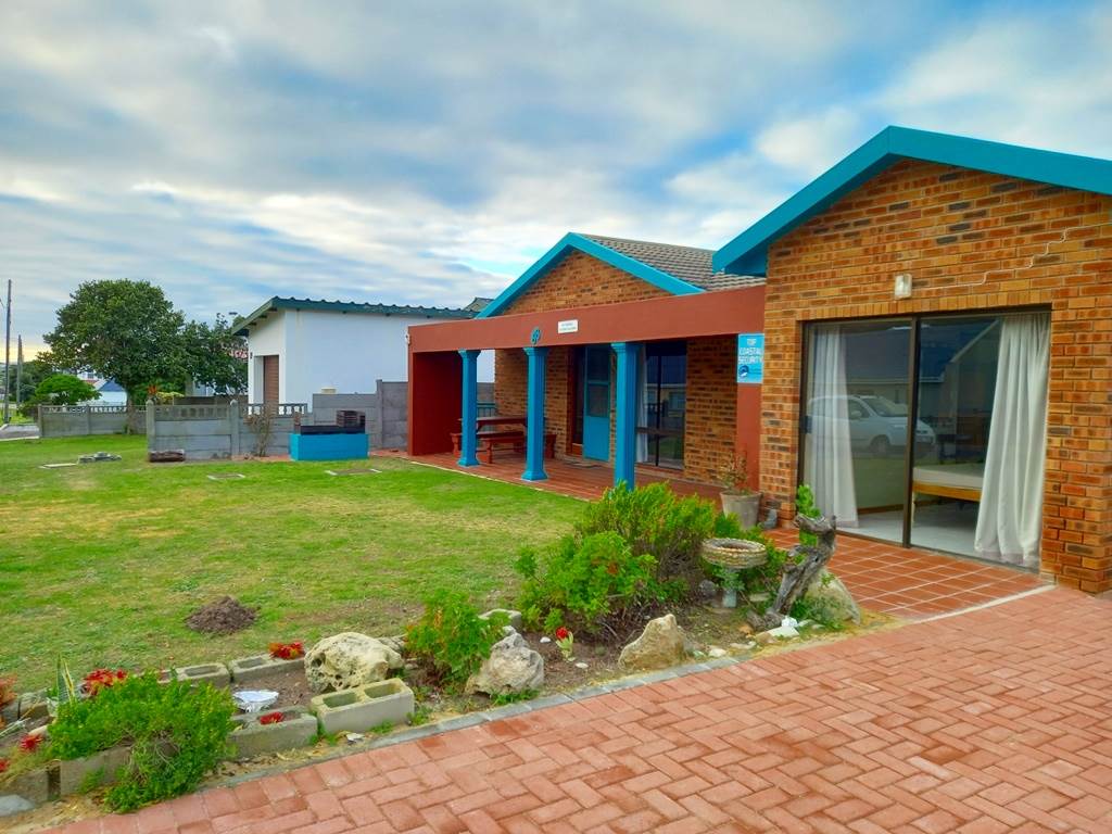 4 Bed House in Agulhas photo number 15