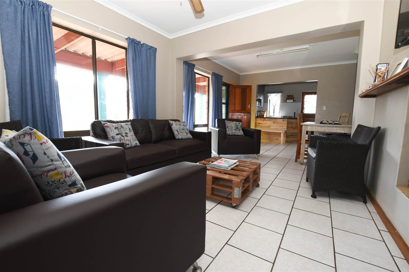 4 Bed House in Agulhas photo number 3