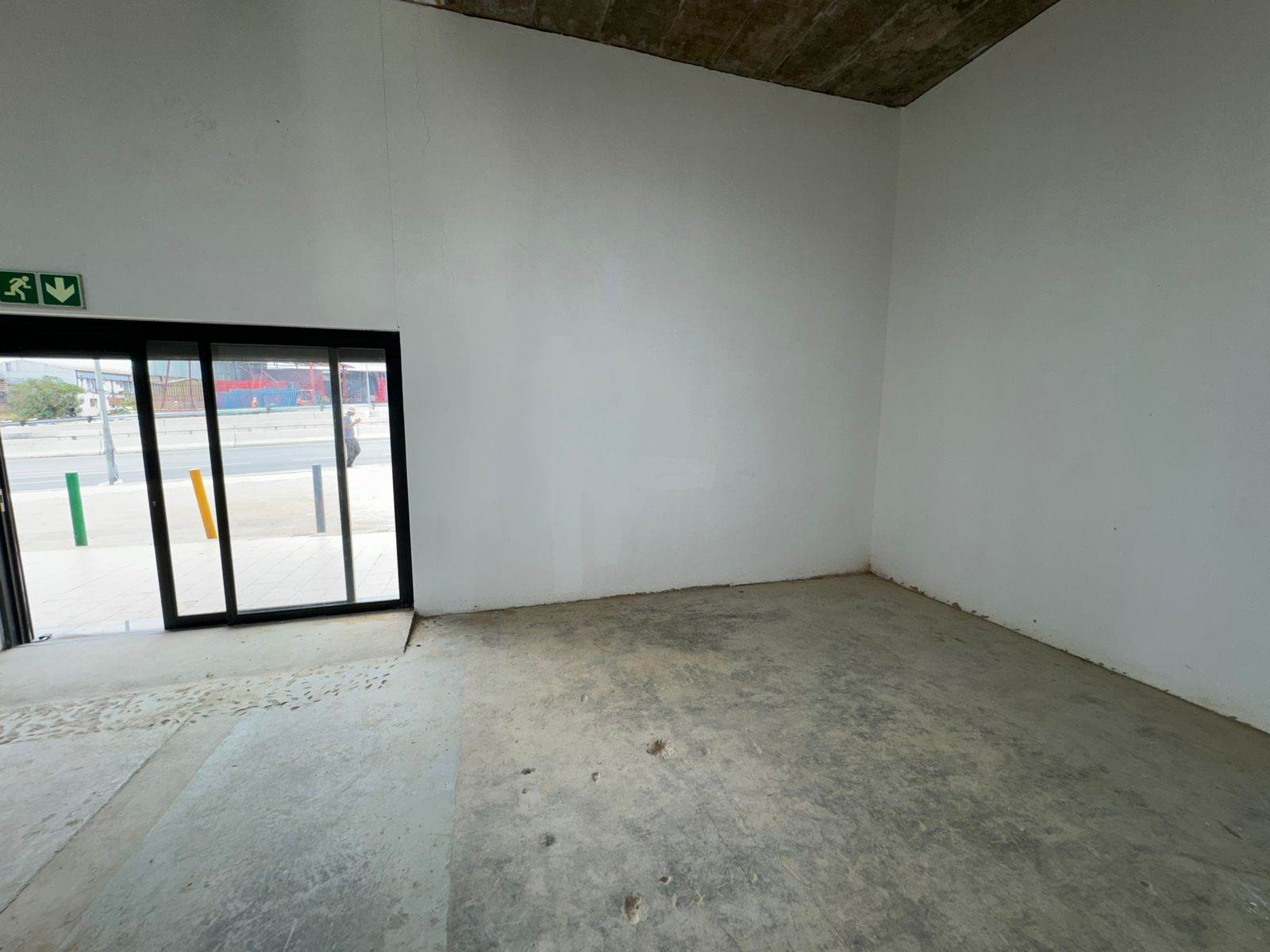56.4  m² Commercial space in Wynberg photo number 15