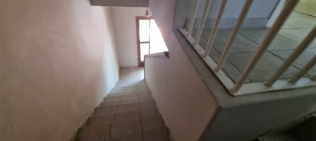2 Bed Duplex in Polokwane Central photo number 11