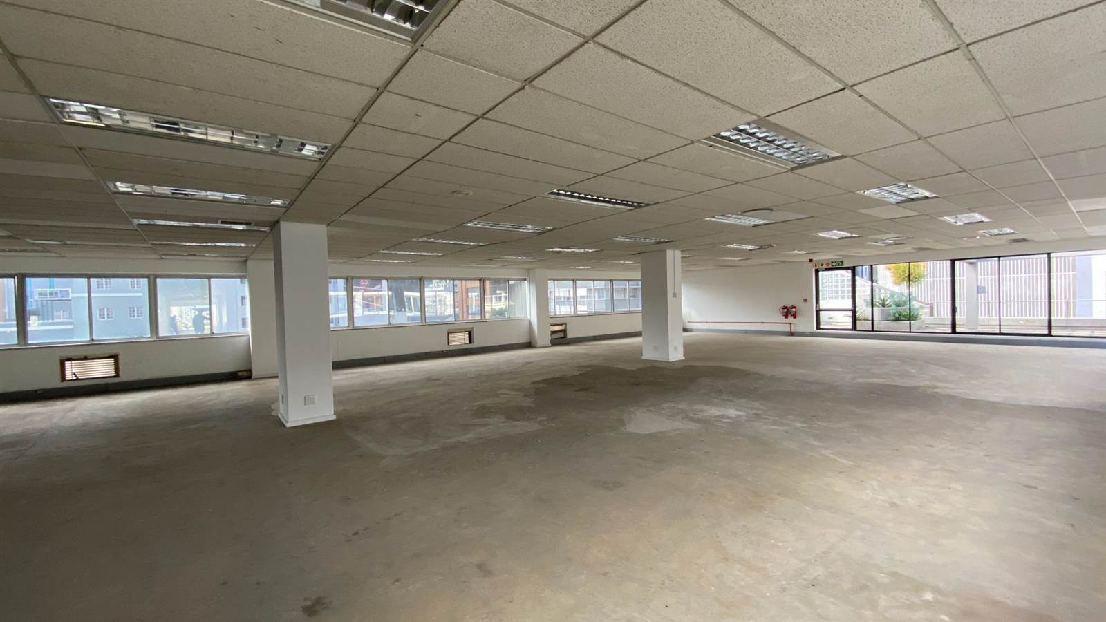 2072  m² Commercial space in Cape Town City Centre photo number 24