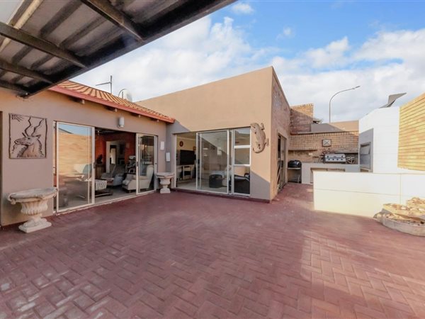 3 Bedroom House 3 Bedroom House